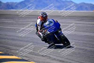 media/Mar-25-2024-Moto Forza (Mon) [[8d4319bd68]]/4-Novice Group/Session 3 (Bowl)/